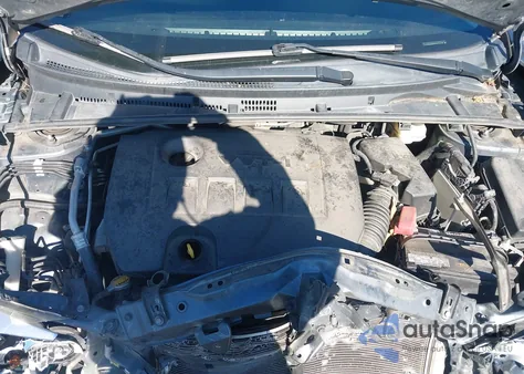 2015 Toyota Corolla L/Le/Le Pls/Prm/S/S Pls z USA, uszkodzony, nr VIN 2T1BURHE5FC271135